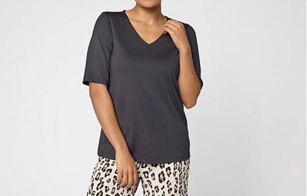 Susan Graver Elbow Sleeve Butterknit V-Neck Top Size Large Black A714290 NWOT